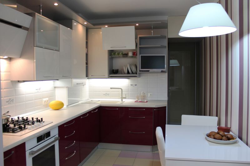Kitchen Under-Cabinet Lights